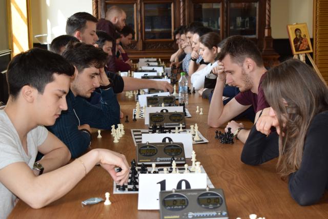 Sâmbătă a avut loc ediţia a II-a a Concursului Judeţean „Tânărul şahist“