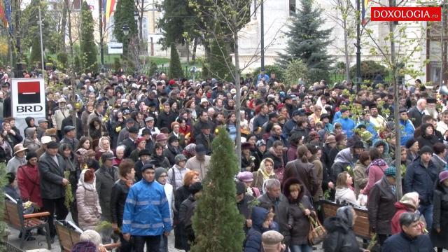 (Video) Mii de ieșeni la pelerinajul de Florii