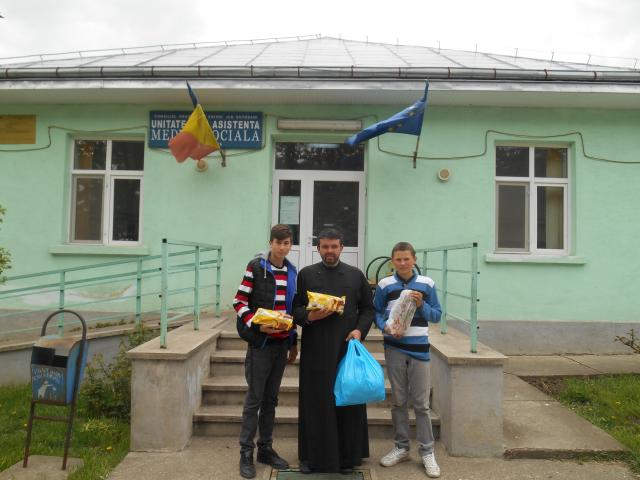 Proiect misionar-filantropic „Dincolo de cuvinte”, în Parohiile Chișcăreni și Satu Nou