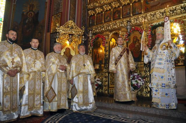 Pelerinaje în două biserici închinate Sfântului Gheorghe