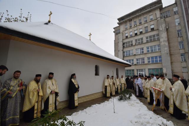 Biserica Spitalului „Dr. C. I. Parhon“ din Iaşi a fost sfinţită de IPS Mitropolit Teofan