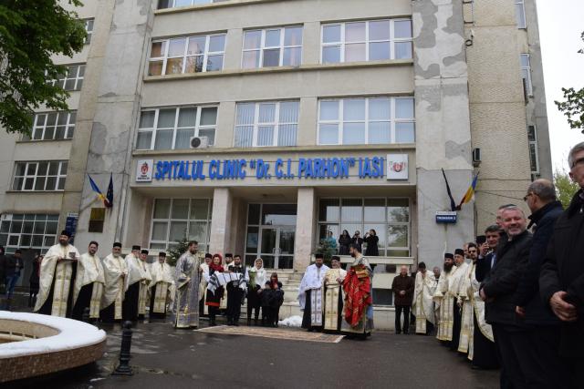 Biserica Spitalului „Dr. C. I. Parhon“ din Iaşi a fost sfinţită de IPS Mitropolit Teofan