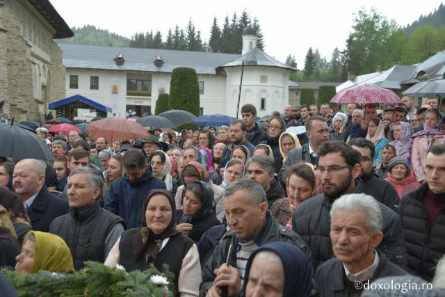 Bucovina și-a cinstit sfinții: Mitropolitul Iacob Putneanul și Cuvioșii Sila, Paisie și Natan au fost trecuți în calendar