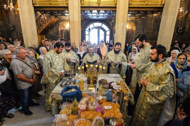 Sfântul Efrem cel Nou a fost cinstit la Catedrala Patriarhală din Bucureşti