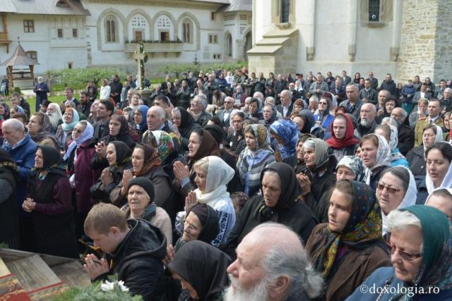 Prima Sfântă Liturghie în cinstea Sfântului Ierarh Iacob Putneanul, Mitropolitul Moldovei