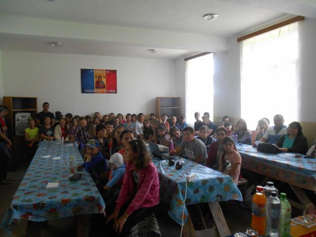 Conferinţă la Chişcăreni: „Tinere, încotro?“
