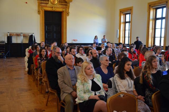 A debutat cea de-a VII-a ediţie a Simpozionului Naţional „Explorări în tradiţia biblică românească şi europeană“