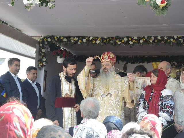 Sfințirea Paraclisului „Sfântul Cuvios Paisie Aghioritul” din Bistrița, comuna Alexandru cel Bun