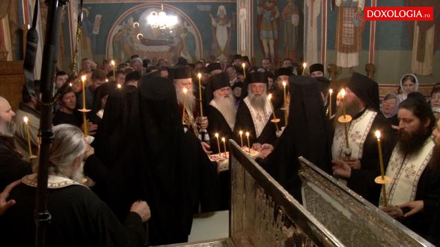 (Video) Ultimul parastas pentru Mitropolitul Iacob Putneanul și Cuvioșii Sila, Paisie și Natan
