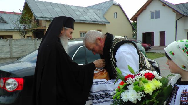 Credincioşii din Volovăţ l-au sărbătorit pe Sfântul Mărturisitor Ioan Rusul