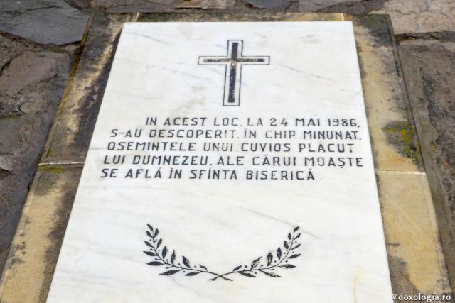 24 mai – Pomenirea Sfântului care s-a descoperit în chip minunat la Mănăstirea Neamț