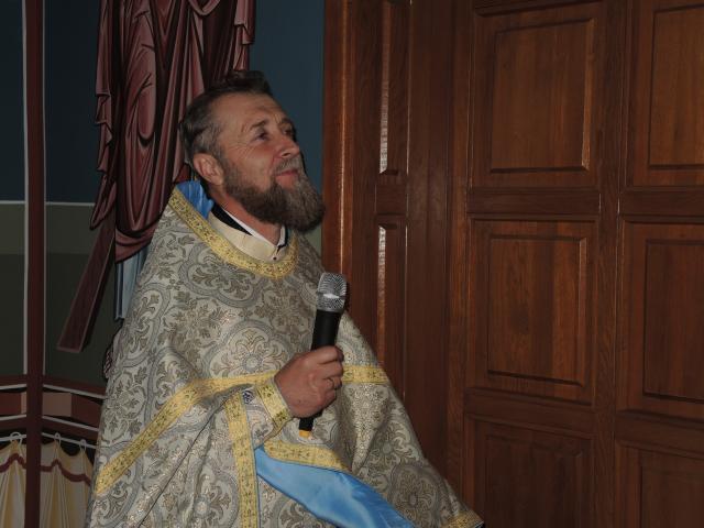 Resfințire de biserică la Crăcăoani: „Biserica este spitalul unde Doctorul este Dumnezeu”