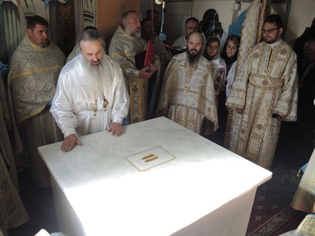 Resfințire de biserică la Crăcăoani: „Biserica este spitalul unde Doctorul este Dumnezeu”
