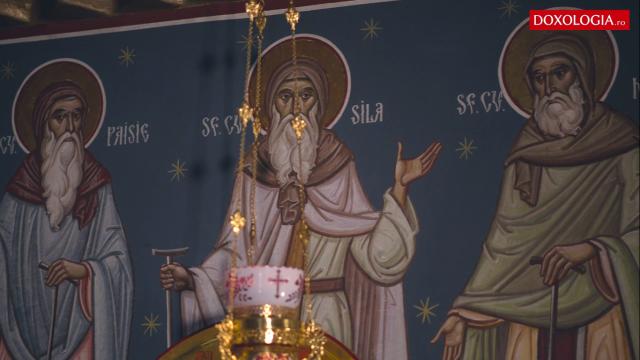 sfinți pictați