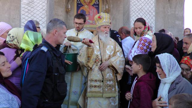 O nouă biserică în localitatea suceveană Baia