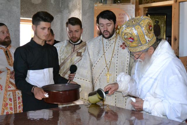 O nouă biserică în localitatea suceveană Baia