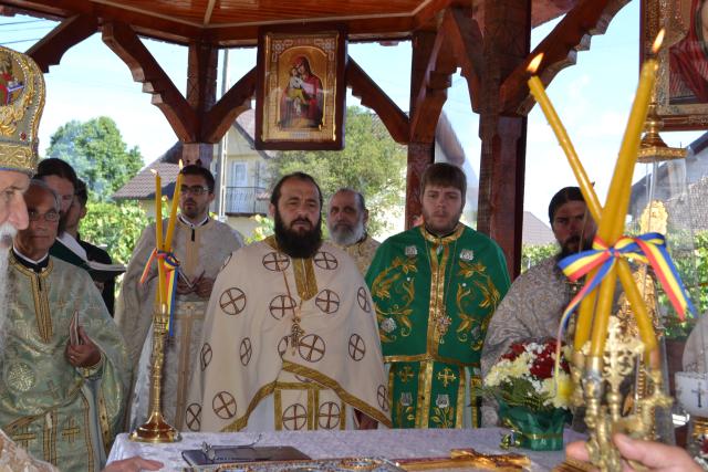 O nouă biserică în localitatea suceveană Baia