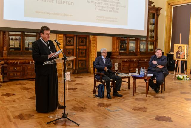 Simpozionul de la Iași: „Este nevoie de o continuă familiarizare cu ceea ce s-a întâmplat în închisori”