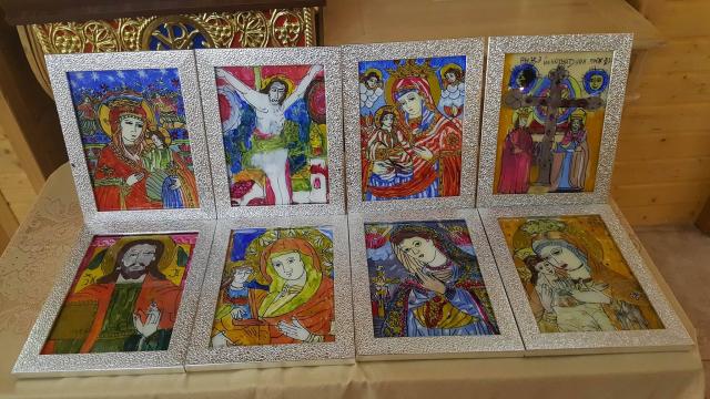 Atelier de pictură pe sticlă, în Parohia „Sfântul Efrem cel Nou” din Torrent - Spania
