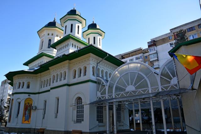 Slujire filantropică şi misionară în Parohia „Sfântul Gheorghe“ - Bacău