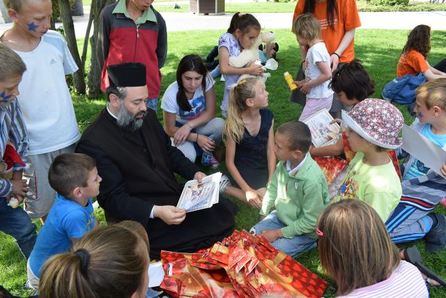 „Raze în lumină“ la prima ediţie