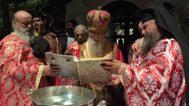Ocrotitorul Sucevei, sărbătorit prin Liturghie arhierească și procesiune