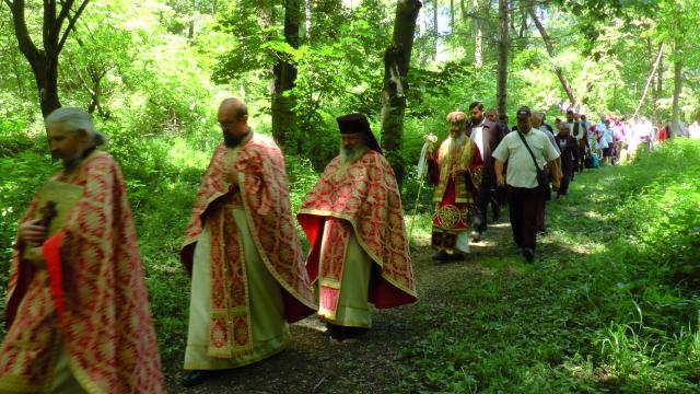 Ocrotitorul Sucevei, sărbătorit prin Liturghie arhierească și procesiune