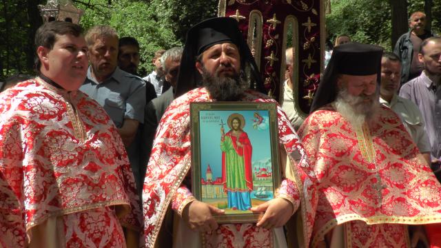 Ocrotitorul Sucevei, sărbătorit prin Liturghie arhierească și procesiune