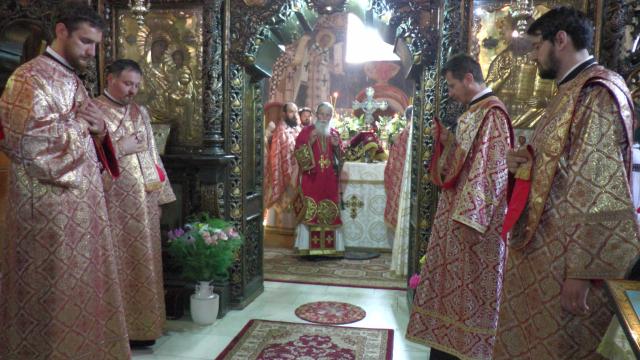 Ocrotitorul Sucevei, sărbătorit prin Liturghie arhierească și procesiune