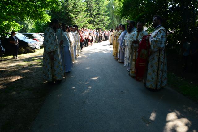 Mănăstirea Guranda din Botoșani și-a serbat hramul prin Liturghie arhierească
