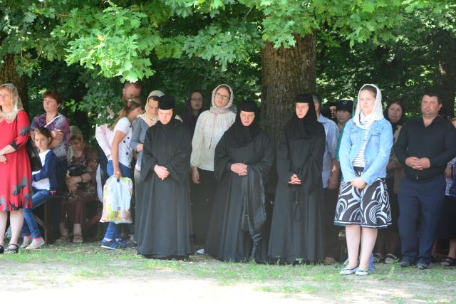 Mănăstirea Guranda din Botoșani și-a serbat hramul prin Liturghie arhierească