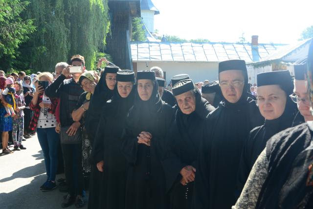 Mănăstirea Guranda din Botoșani și-a serbat hramul prin Liturghie arhierească