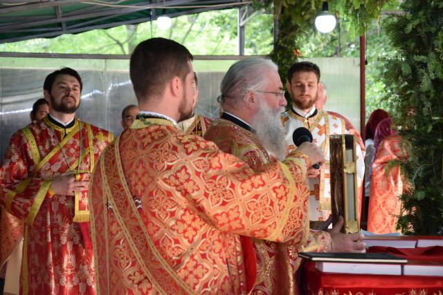 20.000 de pelerini s-au întâlnit cu Sfântul Ioan cel Nou la Suceava (GALERIE FOTO)