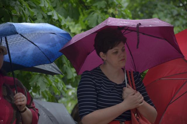 Sfinții Români, sărbătoriți la Mănăstirea Bucium prin Liturghie arhierească
