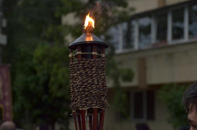 Procesiune cu sfinte moaște la Piatra Neamț, cu ocazia sărbătorii Nașterea Sfântului Ioan Botezătorul