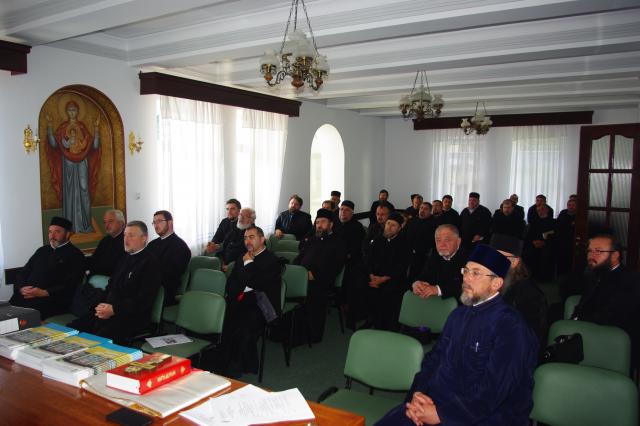 Patriarhul Justinian şi Mihai Eminescu, omagiaţi la Protoieria Târgu Neamţ