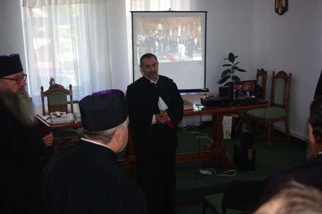 Patriarhul Justinian şi Mihai Eminescu, omagiaţi la Protoieria Târgu Neamţ