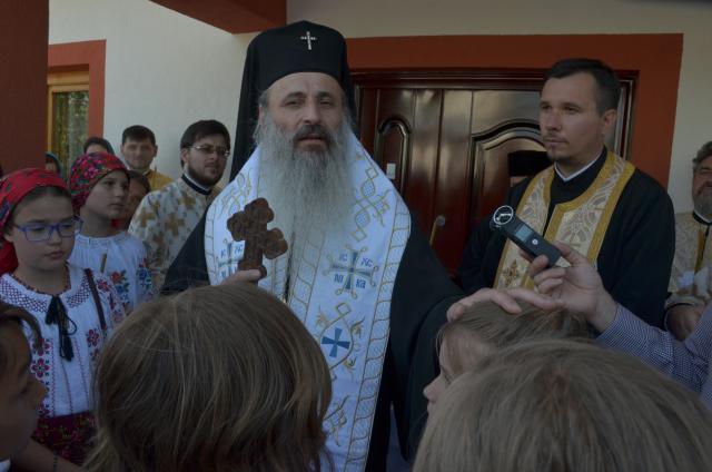 Sfinţire de casă parohială la Răchiţi - Botoşani
