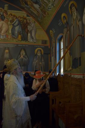 Pictura bisericii de la Mănăstirea Sângeap-Basaraba a fost sfinţită
