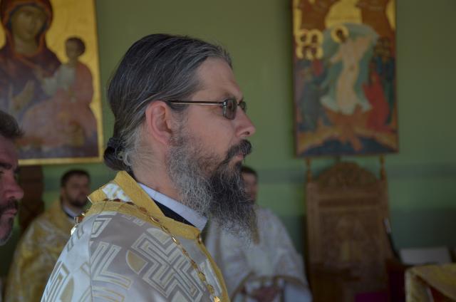 Pictura bisericii de la Mănăstirea Sângeap-Basaraba a fost sfinţită