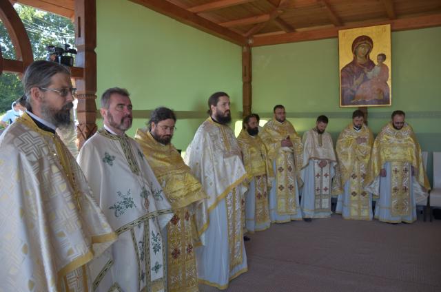 Pictura bisericii de la Mănăstirea Sângeap-Basaraba a fost sfinţită