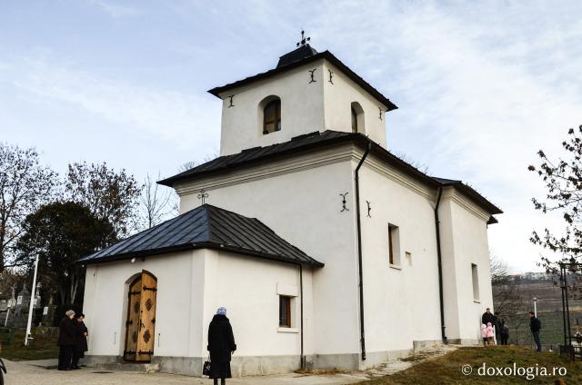 Mănăstirea din dealul Copoului