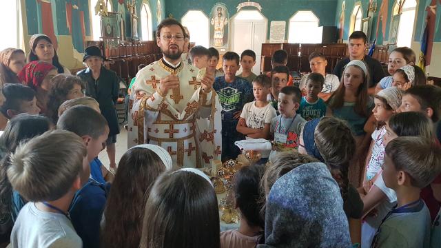 Activităţi pentru copii la Dănceni şi Hârja