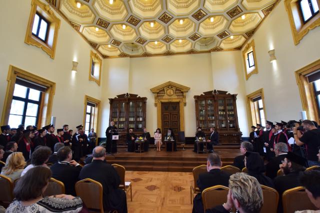 Jurământ de credință și curs festiv la Facultatea de Teologie Ortodoxă din Iași