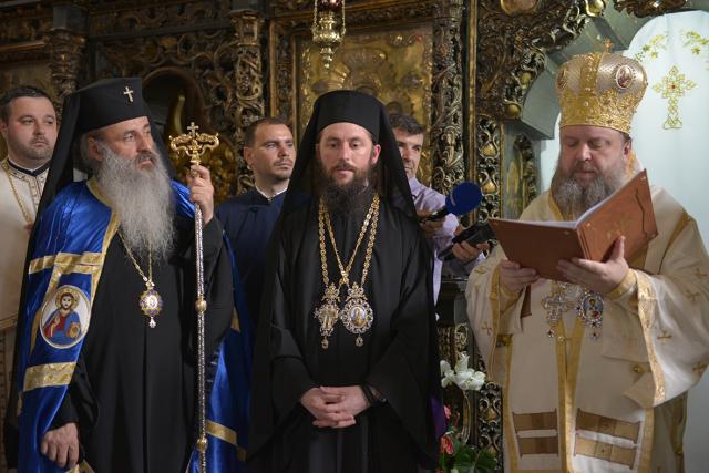 PS Părinte Damaschin Dorneanul a fost hirotonit şi instalat la Suceava