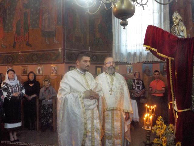 Liturghie arhierească şi sfinţire de casă parohială la Hilişeu Horia