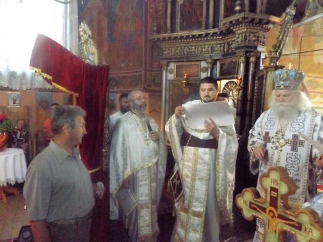 Liturghie arhierească şi sfinţire de casă parohială la Hilişeu Horia