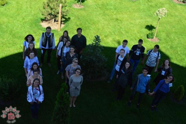 Peste 200 de tineri au participat la pregătirile pentru ITO 2017 la Mănăstirea Zosin din Botoşani