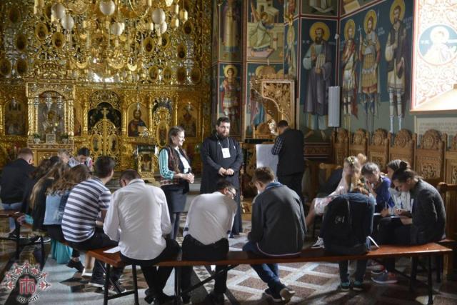 Peste 200 de tineri au participat la pregătirile pentru ITO 2017 la Mănăstirea Zosin din Botoşani
