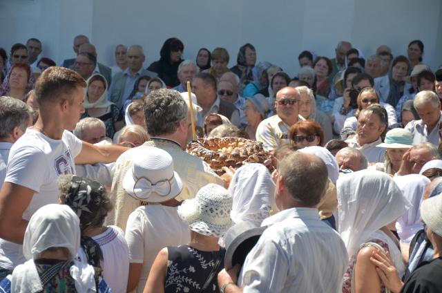 Schitul din „Poiana liniştii”, resfinţit de IPS Mitropolit Teofan